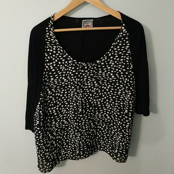 Anthropologie Tops - Anthropologie shirt